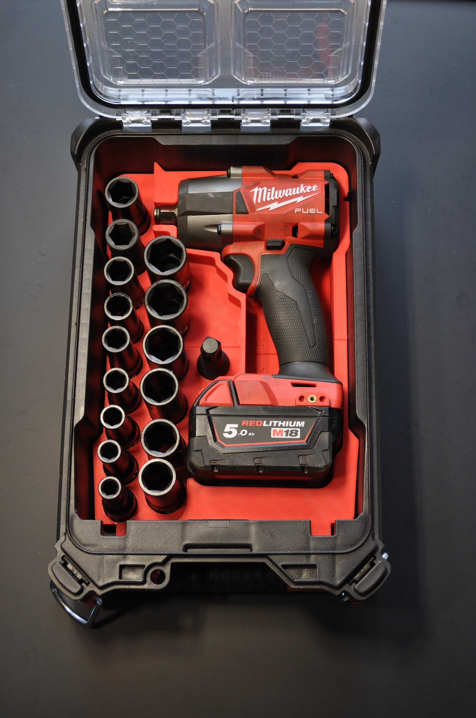 M18 FUEL Mid-Torque Impact Wrench / DITIGAL FILE -